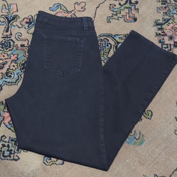 Laura Ashley Everyday Straight Leg Relaxed Fit Jean - Picture 2 of 9